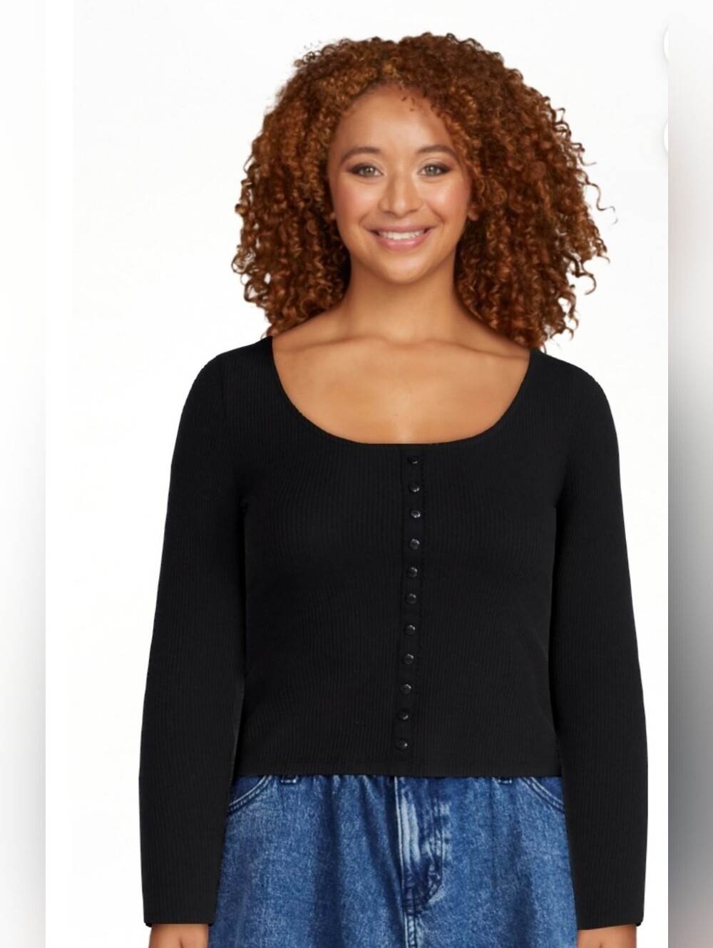 Black Long-Sleeve Ribbed Snap-Front Top. T18